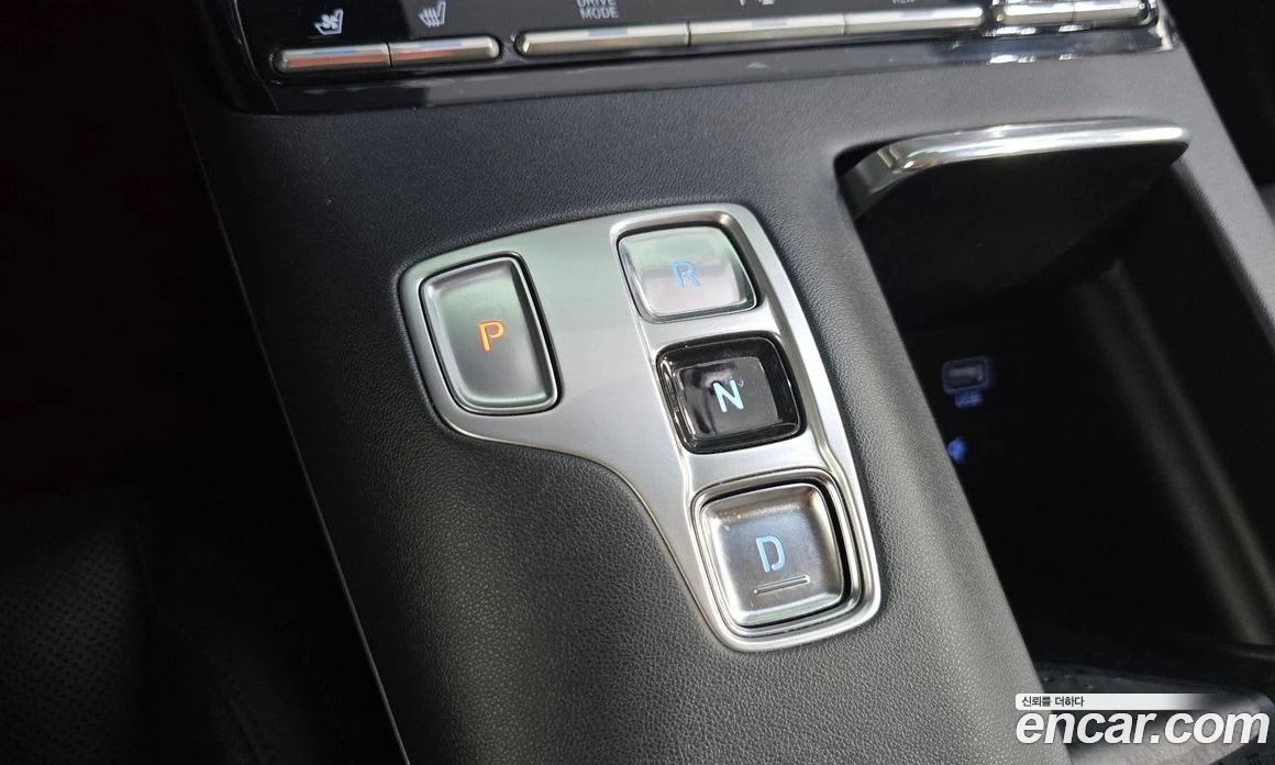 Hyundai Grandeur 2.5 Premium Choice, снимка 9 - Автомобили и джипове - 56024651