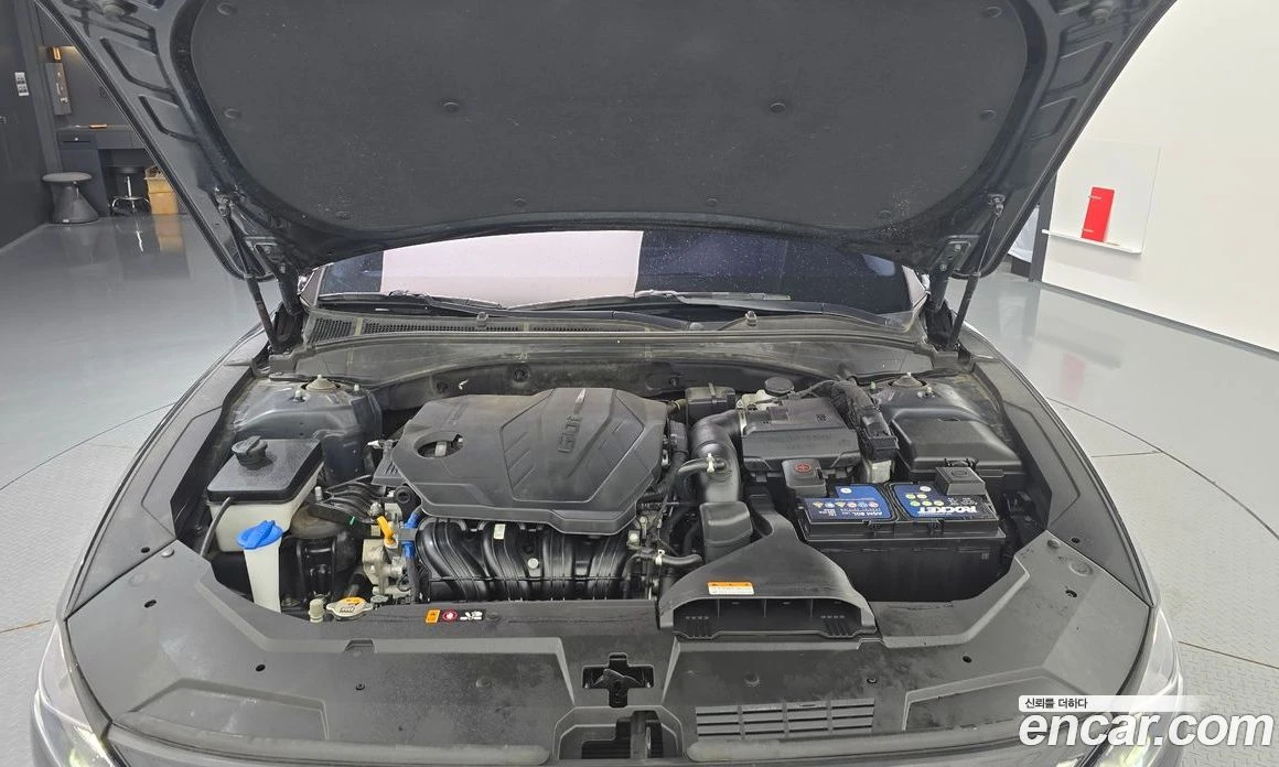 Hyundai Grandeur 2.5 Premium Choice, снимка 6 - Автомобили и джипове - 56024651
