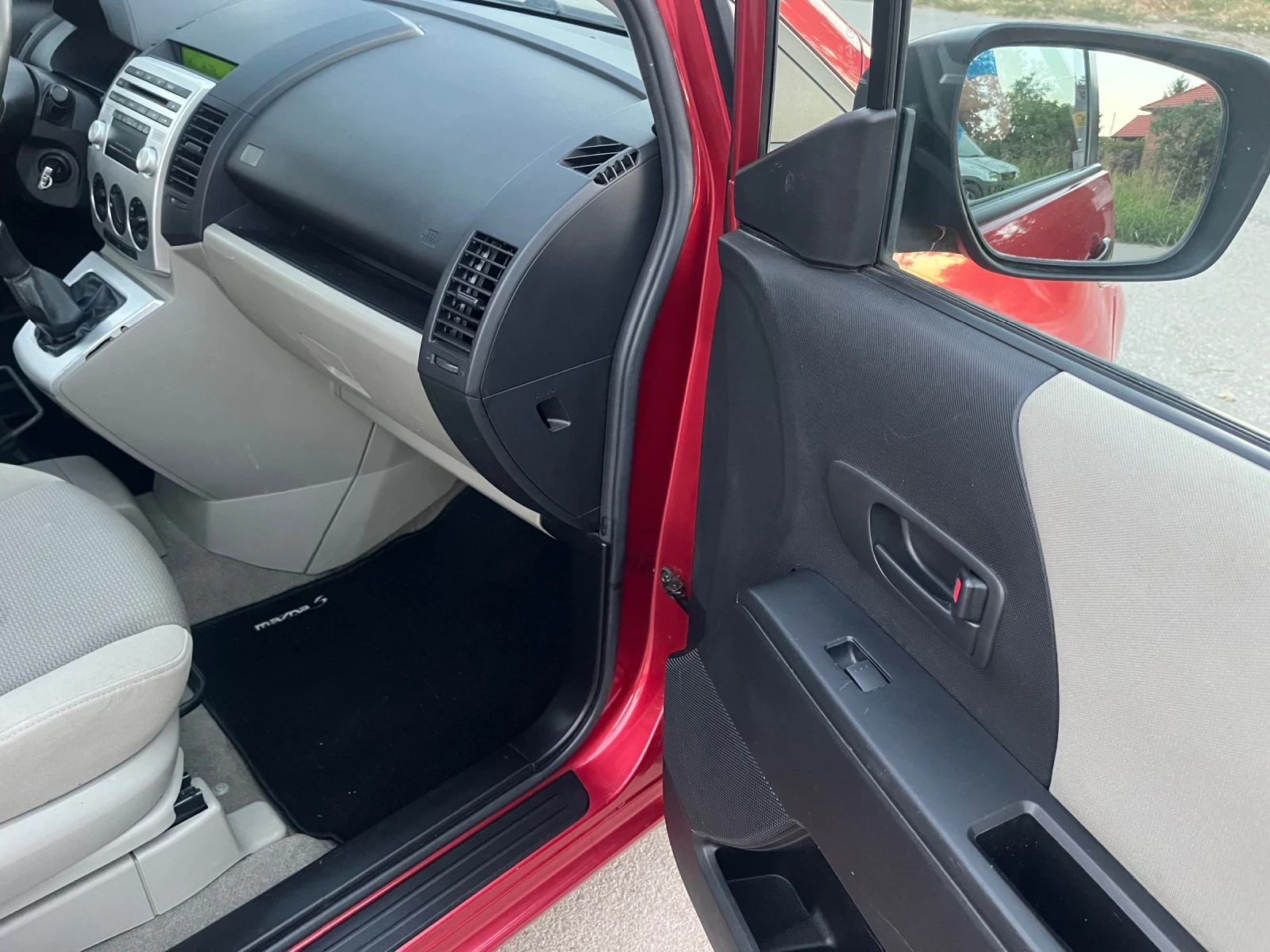 Mazda 5 1.8, 16V, снимка 11 - Автомобили и джипове - 56120979