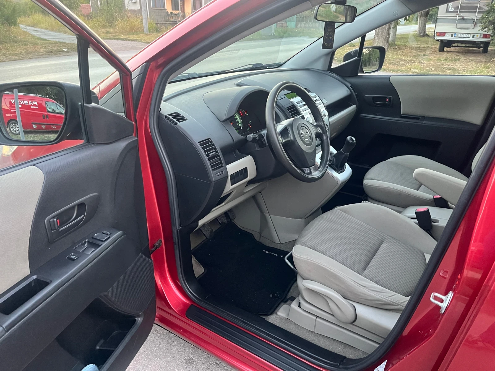 Mazda 5 1.8, 16V, снимка 9 - Автомобили и джипове - 56120979