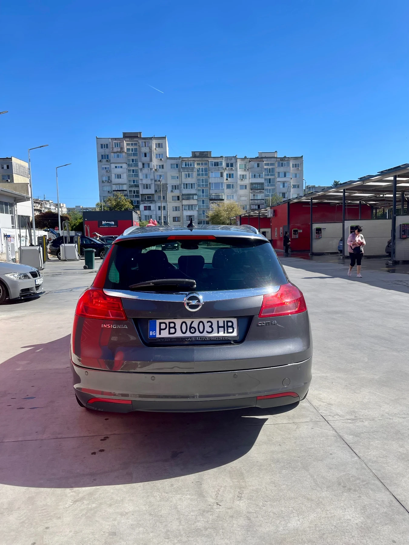 Opel Insignia 2.0 CDTI 4x4, снимка 5 - Автомобили и джипове - 56346186