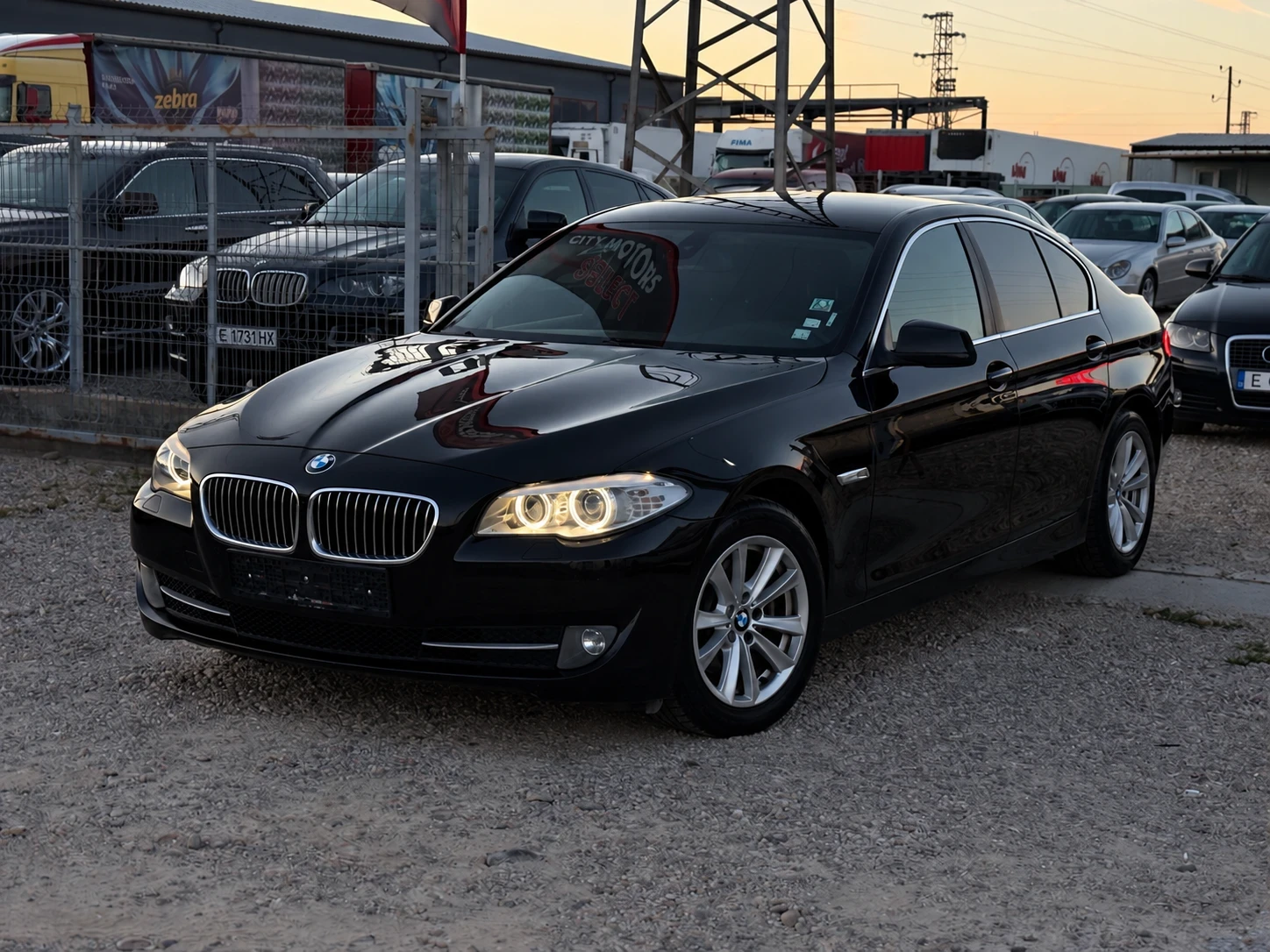 BMW 520 2.0 D , снимка 3 - Автомобили и джипове - 56443253