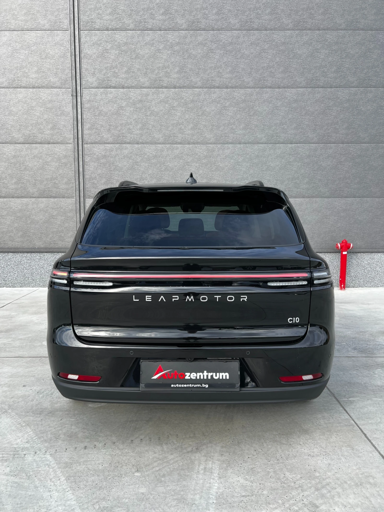 Leapmotor C10 REEV, снимка 6 - Автомобили и джипове - 56512590