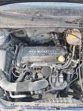 Opel Vectra 2.2, снимка 8