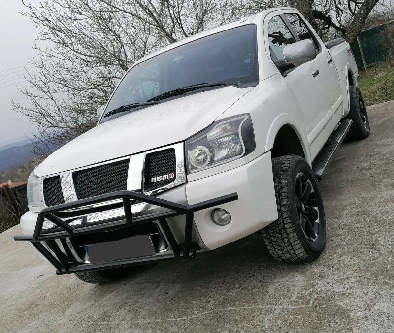 Nissan Titan crew cab 5.6 LE, снимка 4 - Автомобили и джипове - 45955651