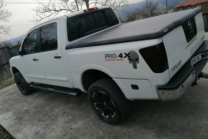 Nissan Titan crew cab 5.6 LE, снимка 6 - Автомобили и джипове - 45955651