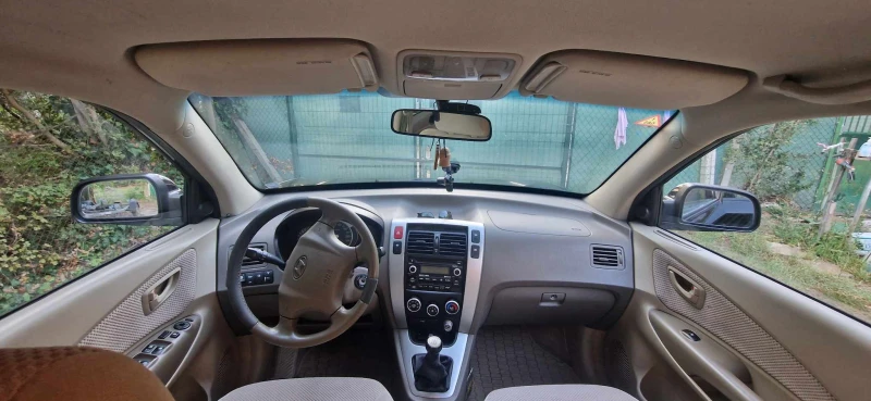 Hyundai Tucson, снимка 3 - Автомобили и джипове - 49250042