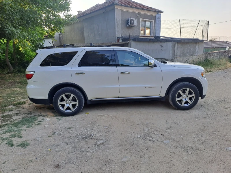 Dodge Durango, снимка 2 - Автомобили и джипове - 53077702
