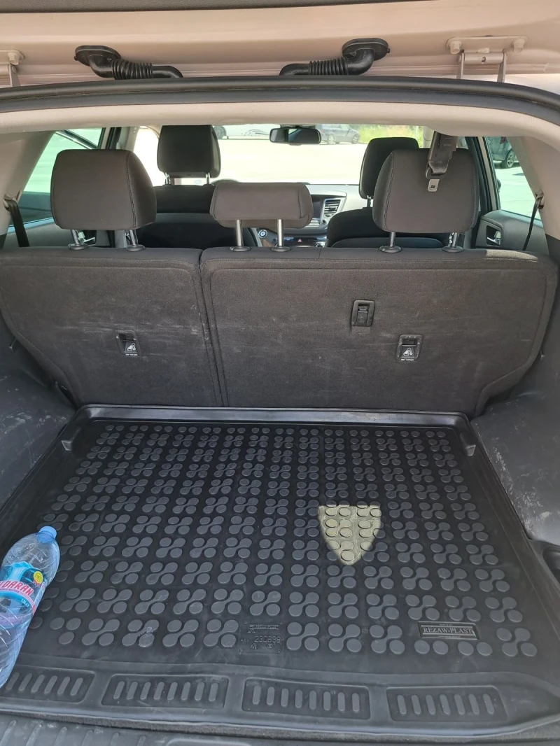 Hyundai Tucson, снимка 6 - Автомобили и джипове - 52506469