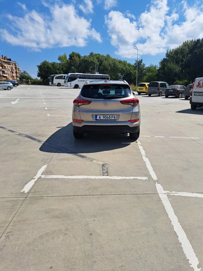 Hyundai Tucson, снимка 2 - Автомобили и джипове - 52506469