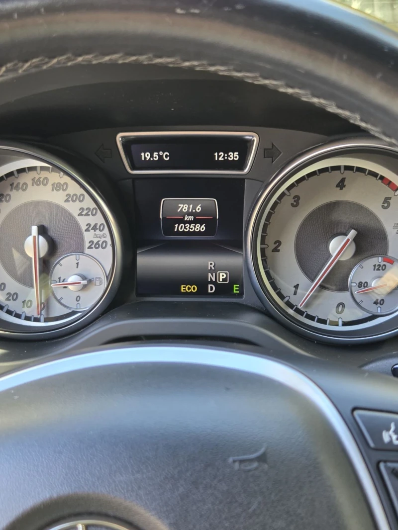 Mercedes-Benz GLA, снимка 8 - Автомобили и джипове - 53069235