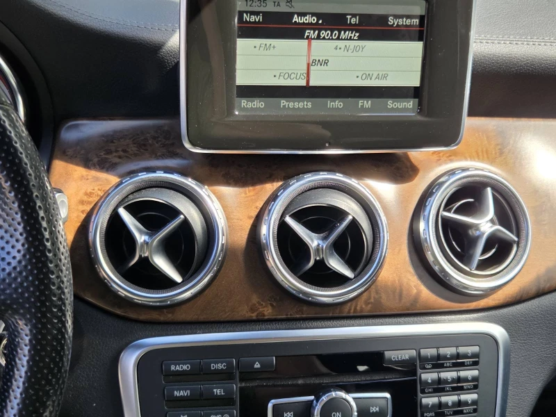 Mercedes-Benz GLA, снимка 7 - Автомобили и джипове - 53069235