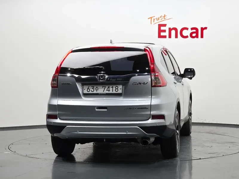 Honda Cr-v 2.4 4WD, снимка 4 - Автомобили и джипове - 56353387
