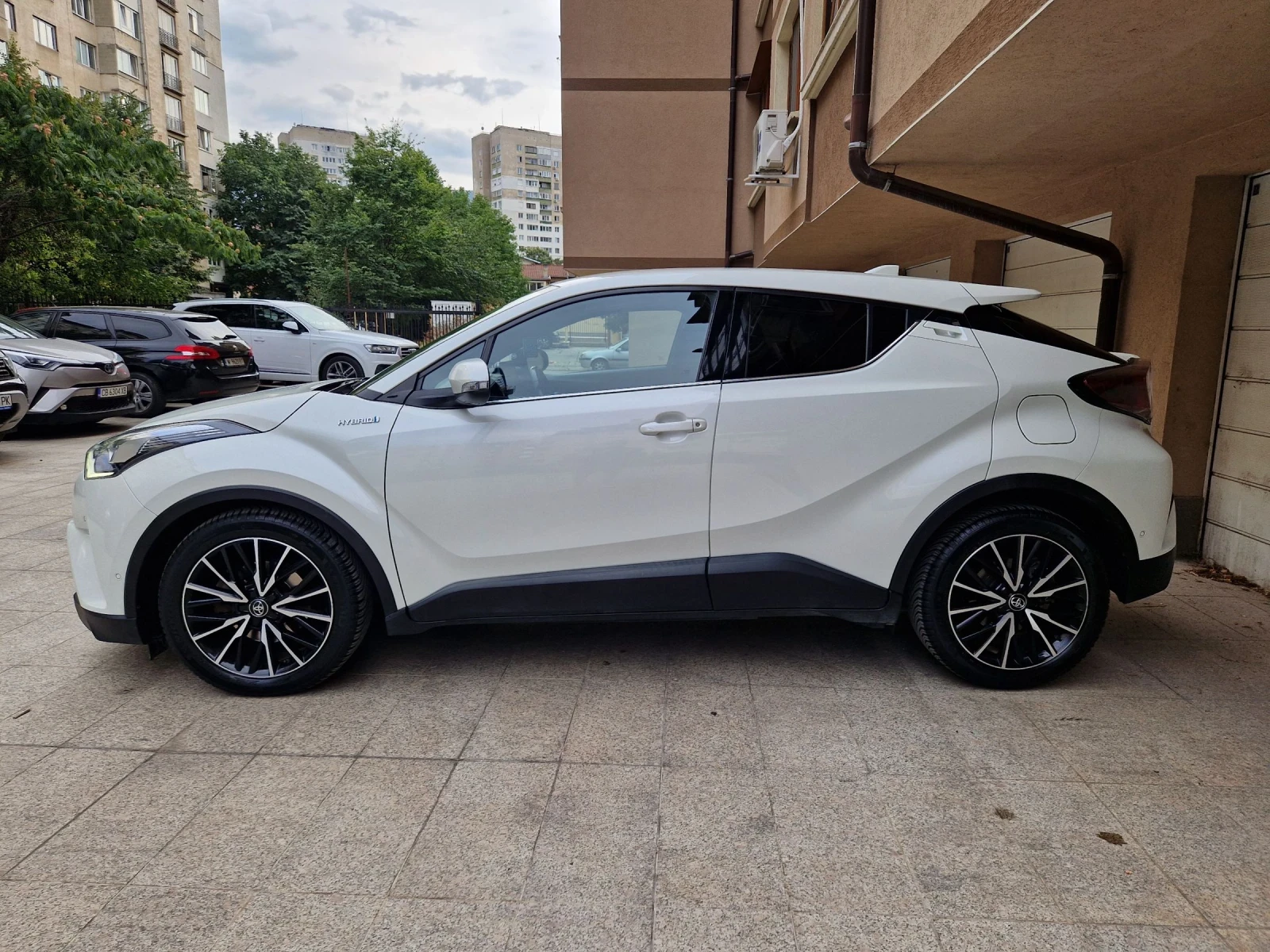 Toyota C-HR Първи собственик  - изображение 4