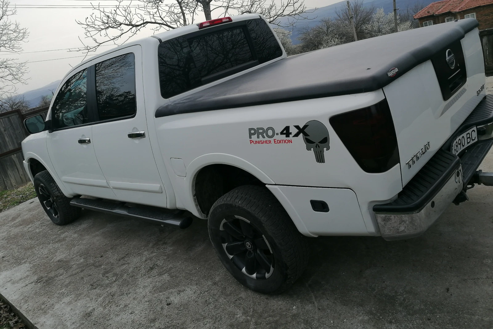 Nissan Titan crew cab 5.6 LE - изображение 6