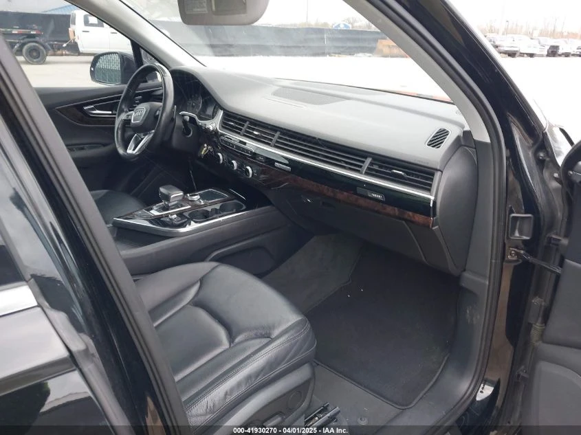 Audi Q7 * PREMIUM* ДИРЕКТНО ЗАКУПУВАНЕ* ЛИЗИНГ*  - изображение 5