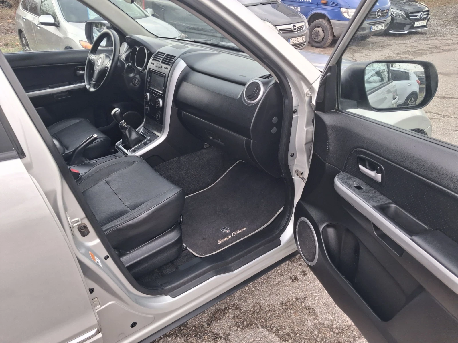 Suzuki Grand vitara 2.4i 169k.c.Sergio Celano edition, facelift, FULL | Mobile.bg � ����������� 13