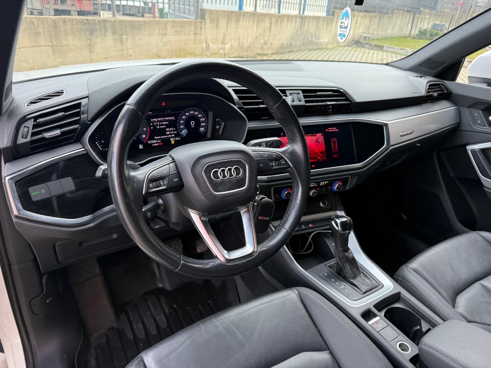 Audi Q3 | Mobile.bg � ����������� 10