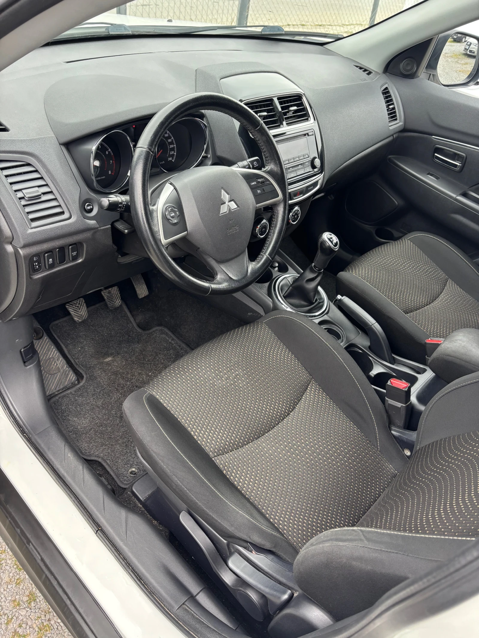 Mitsubishi ASX ВНОС ШВЕЙЦАРИЯ 169299km, снимка 8 - Автомобили и джипове - 53835031