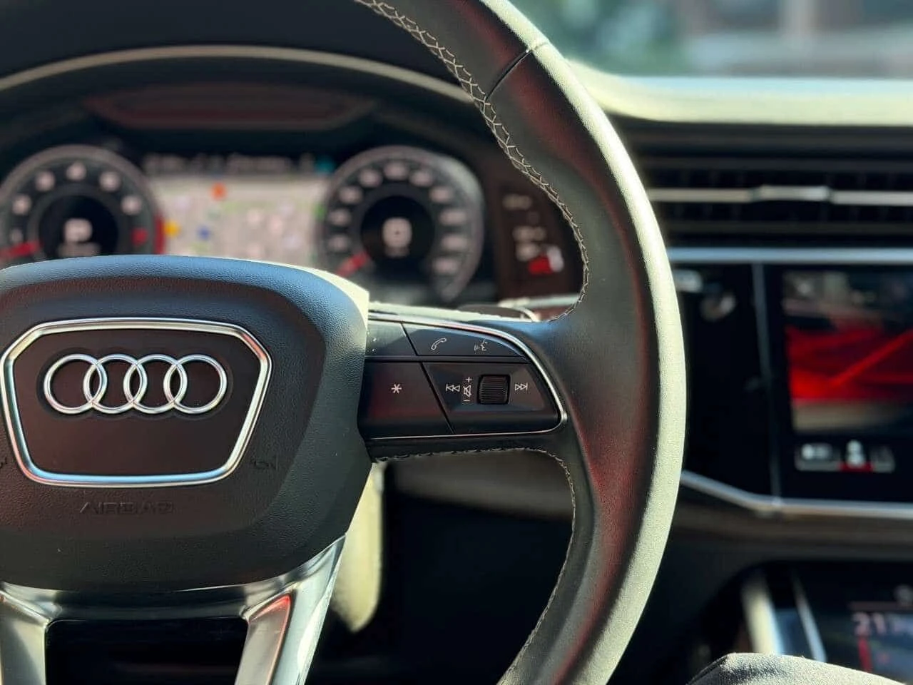 Audi Q7 | Technik | ФИКСИРАНА ЦЕНА ДО БЪЛГАРИЯ | , снимка 13 - Автомобили и джипове - 54654179