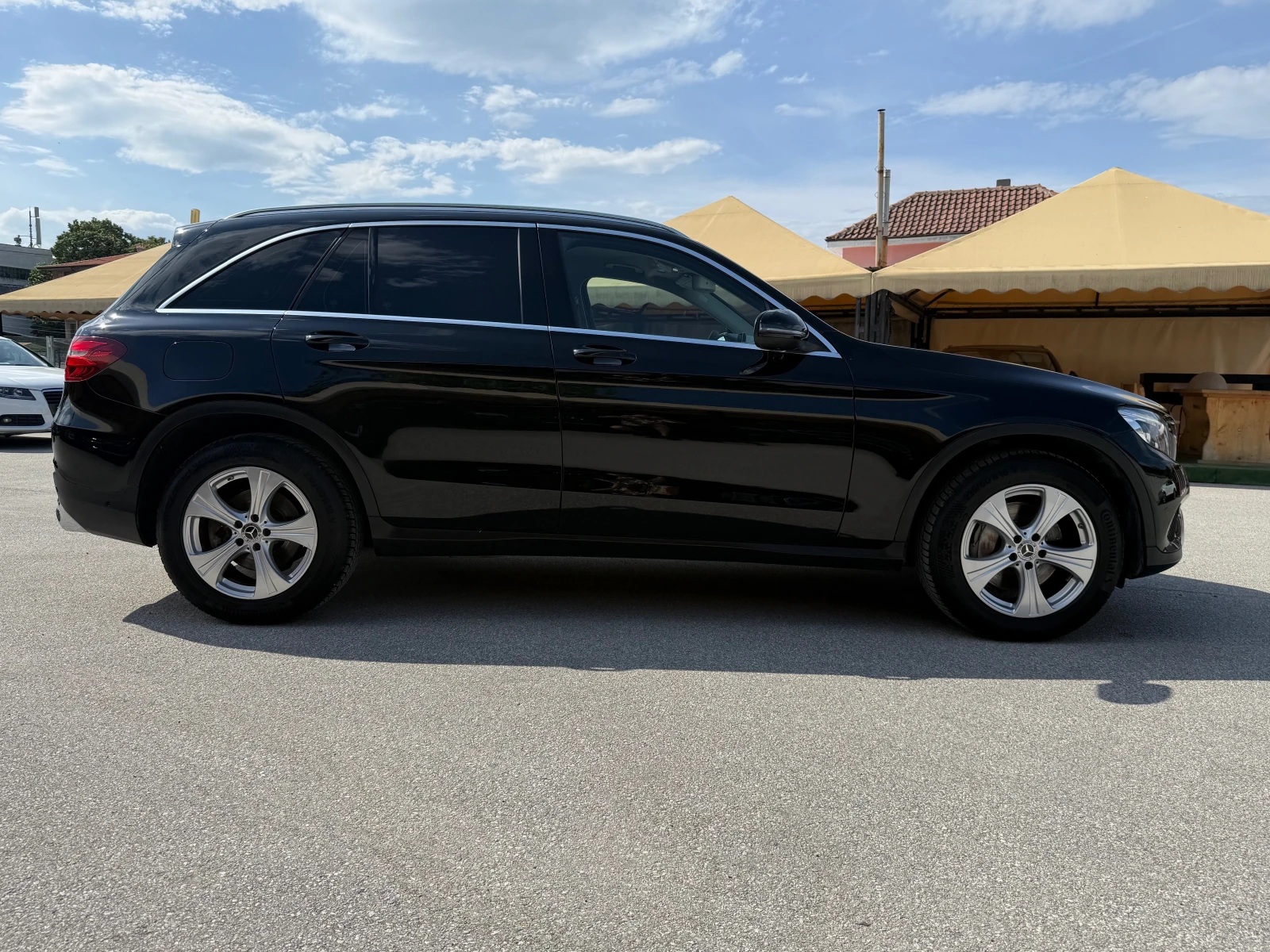 Mercedes-Benz GLC 250 d 4-MATIC 9G-TRONIC !! 100% РЕАЛНИ КИЛОМЕТРИ !!, снимка 4 - Автомобили и джипове - 54740491