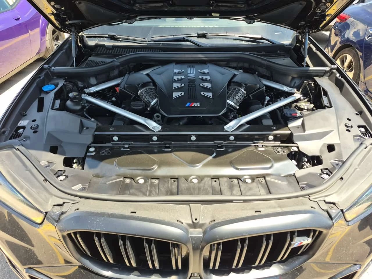 BMW X5 M60I XDRIVE| DISTR| SKY LOUNGE| МАСАЖИ| CARFAX, снимка 2 - Автомобили и джипове - 54784183