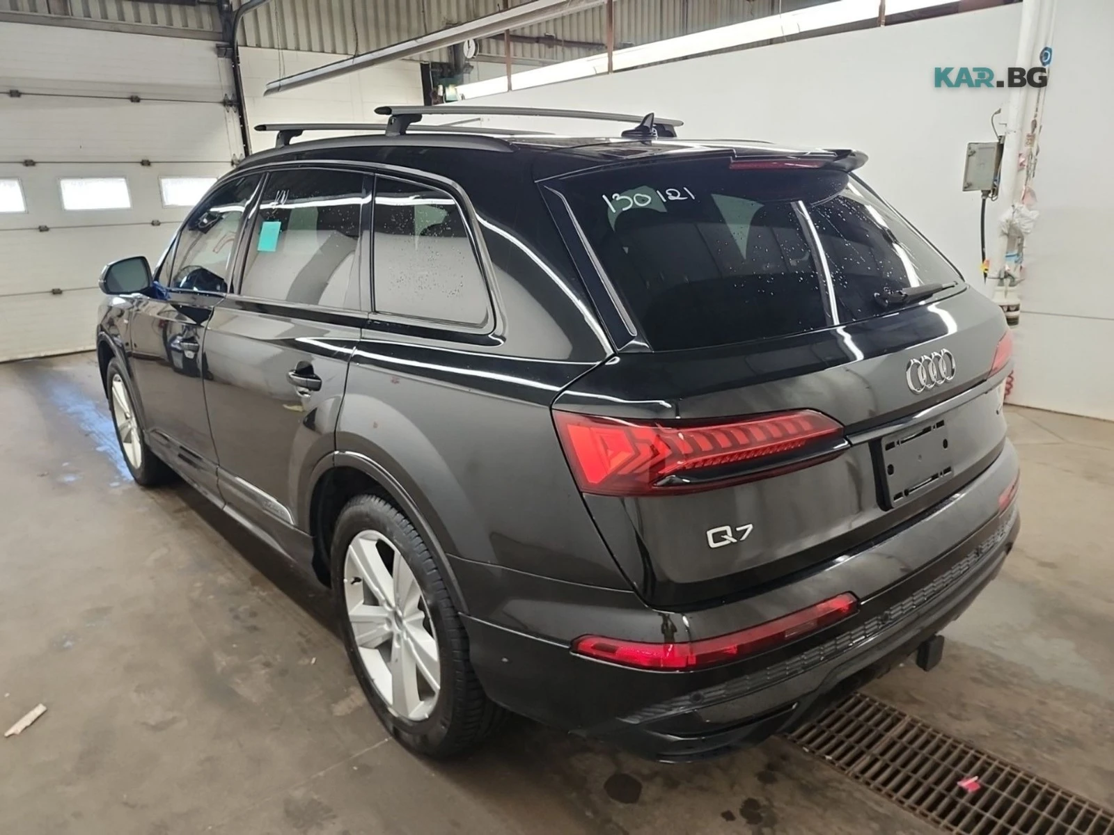Audi Q7 KOMFORT * AвтоКредит * (ЦЕНА ДО БГ), снимка 5 - Автомобили и джипове - 55116272