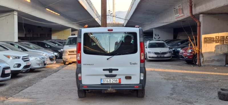 Renault Trafic 2.0dci 9 местен дълга база, снимка 5 - Бусове и автобуси - 49088061