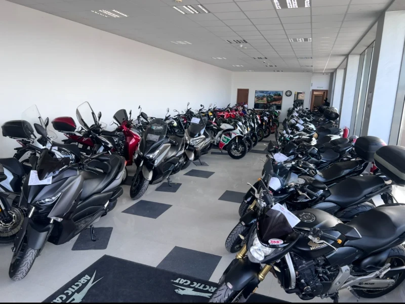 Honda Hornet 600 AKRAPOVIC LIZING , снимка 13 - Мотоциклети и мототехника - 51513125