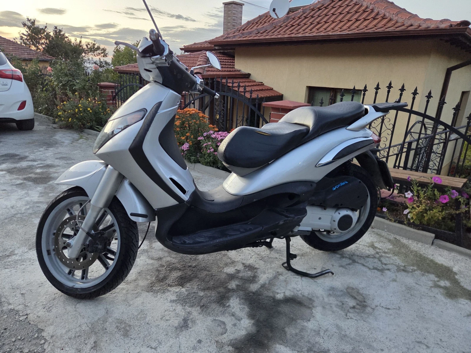 Piaggio Beverly  - изображение 2