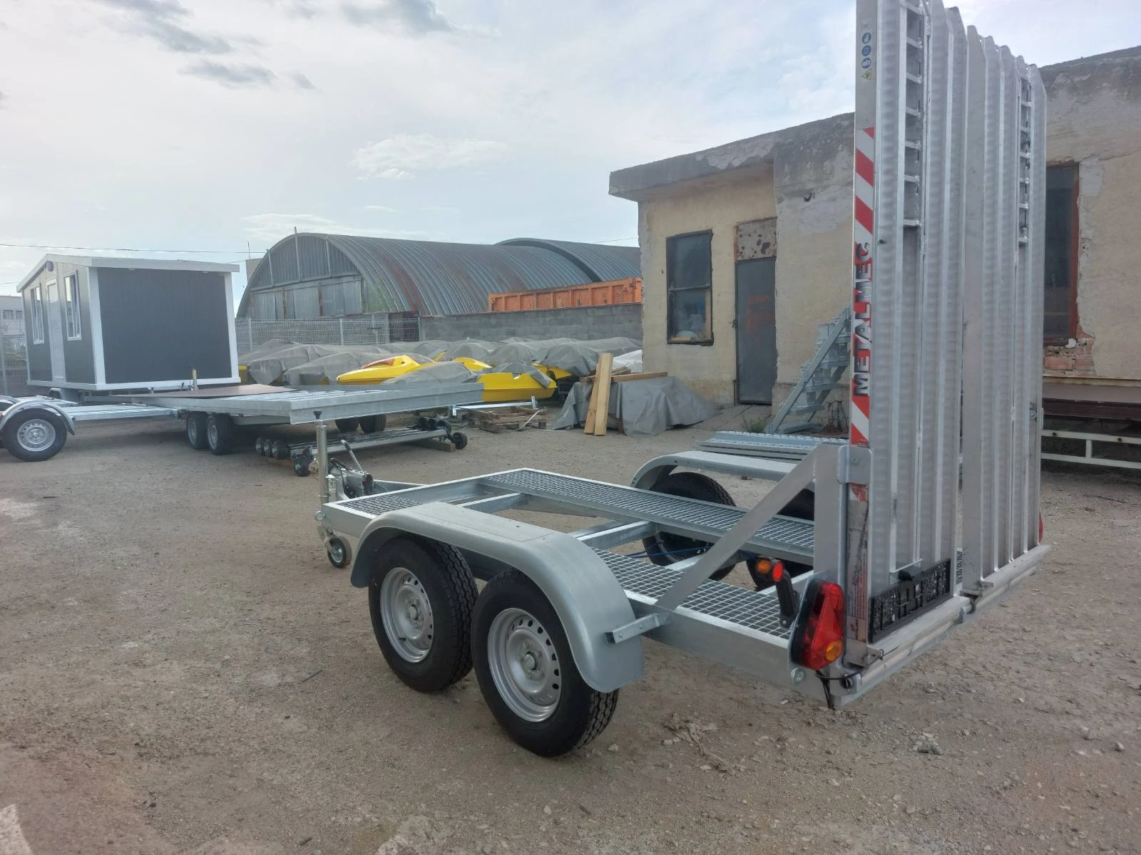   Venitrailers .  | Mobile.bg   3