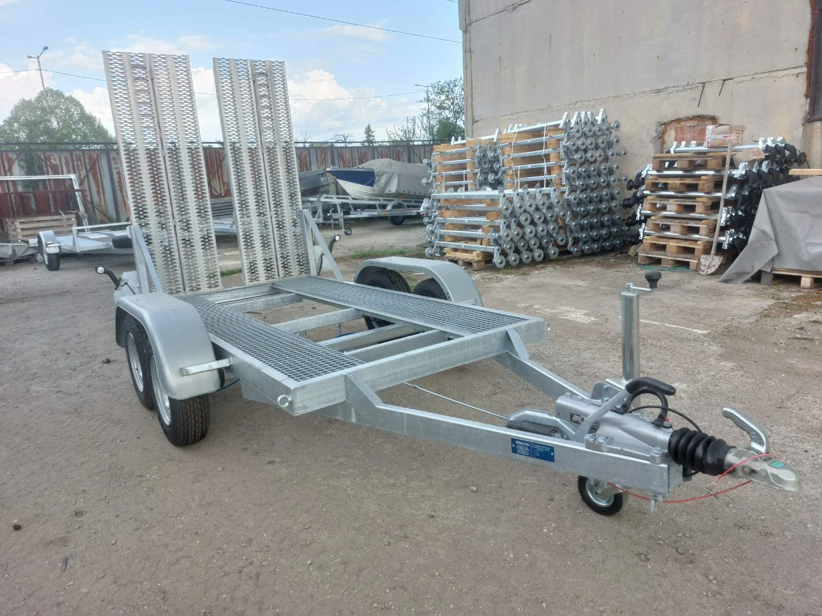   Venitrailers .  | Mobile.bg   2