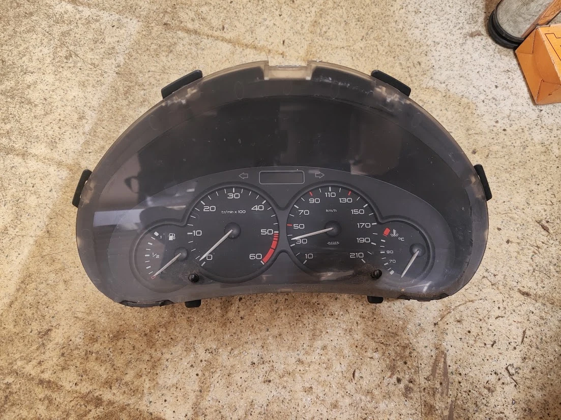 Citroen Berlingo Peugeot Partner 1.9 �����  ���������� 30 ���� ������ ����� ���� | Mobile.bg � ����������� 2