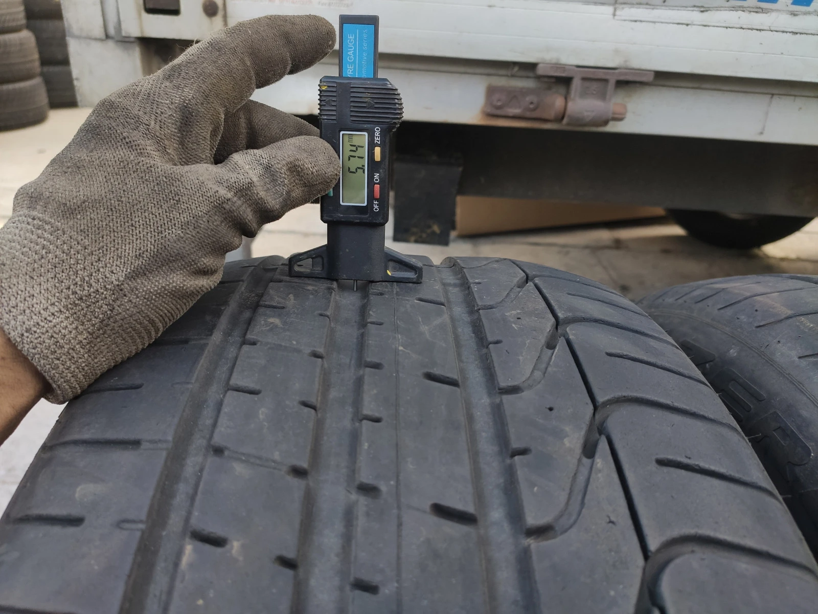  255/40R19 | Mobile.bg   4