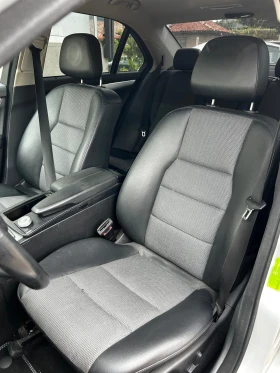 Mercedes-Benz C 220 Avangarde, снимка 5