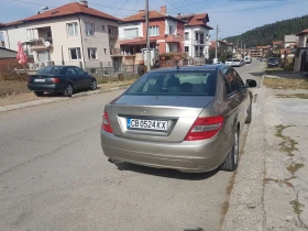 Mercedes-Benz C 220, снимка 3