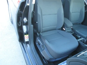 VW Golf Black Edition, 150х.Км.NAVI, Подгрев, 1, 6-TDI, снимка 12
