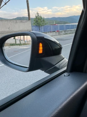 VW Golf - 52600 лв. - 85124525 17