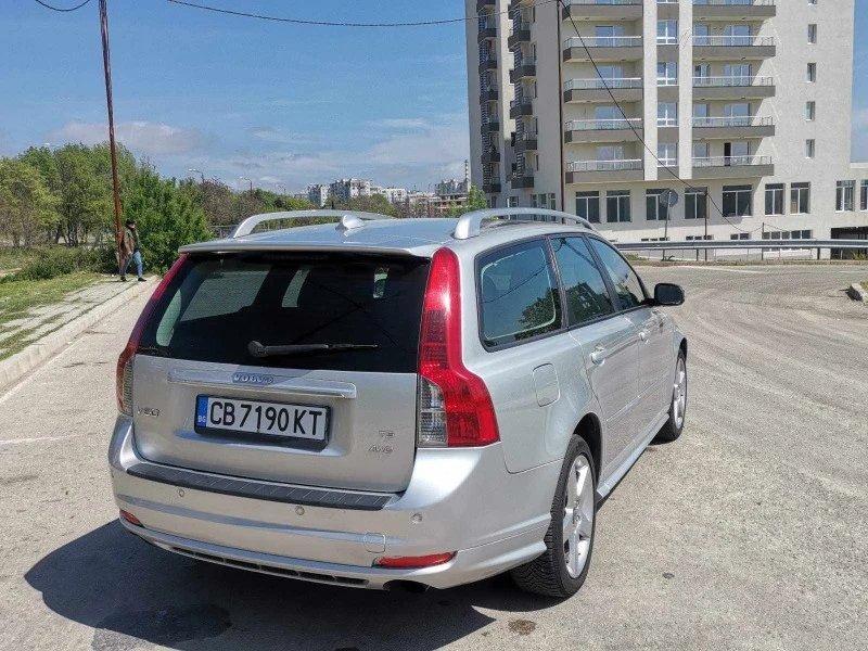 Volvo V50, снимка 11 - Автомобили и джипове - 41357675