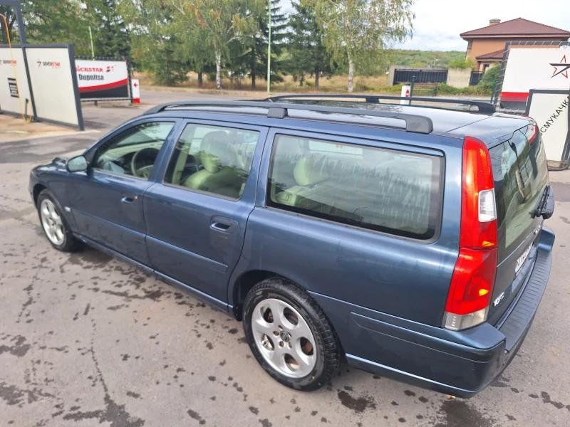 Volvo V70 2.4 D5 , снимка 6 - Автомобили и джипове - 47251351