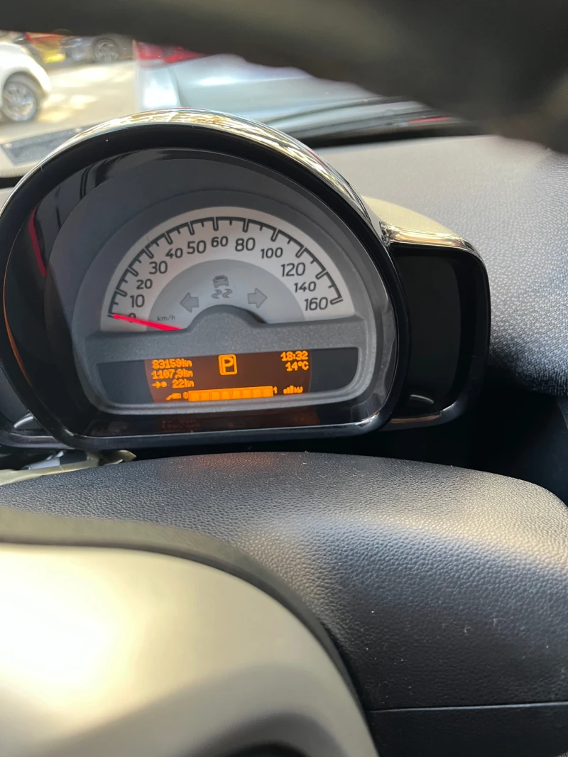 Smart Fortwo, снимка 8 - Автомобили и джипове - 48613835