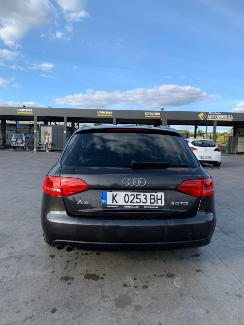 Audi A4, снимка 2 - Автомобили и джипове - 52504619