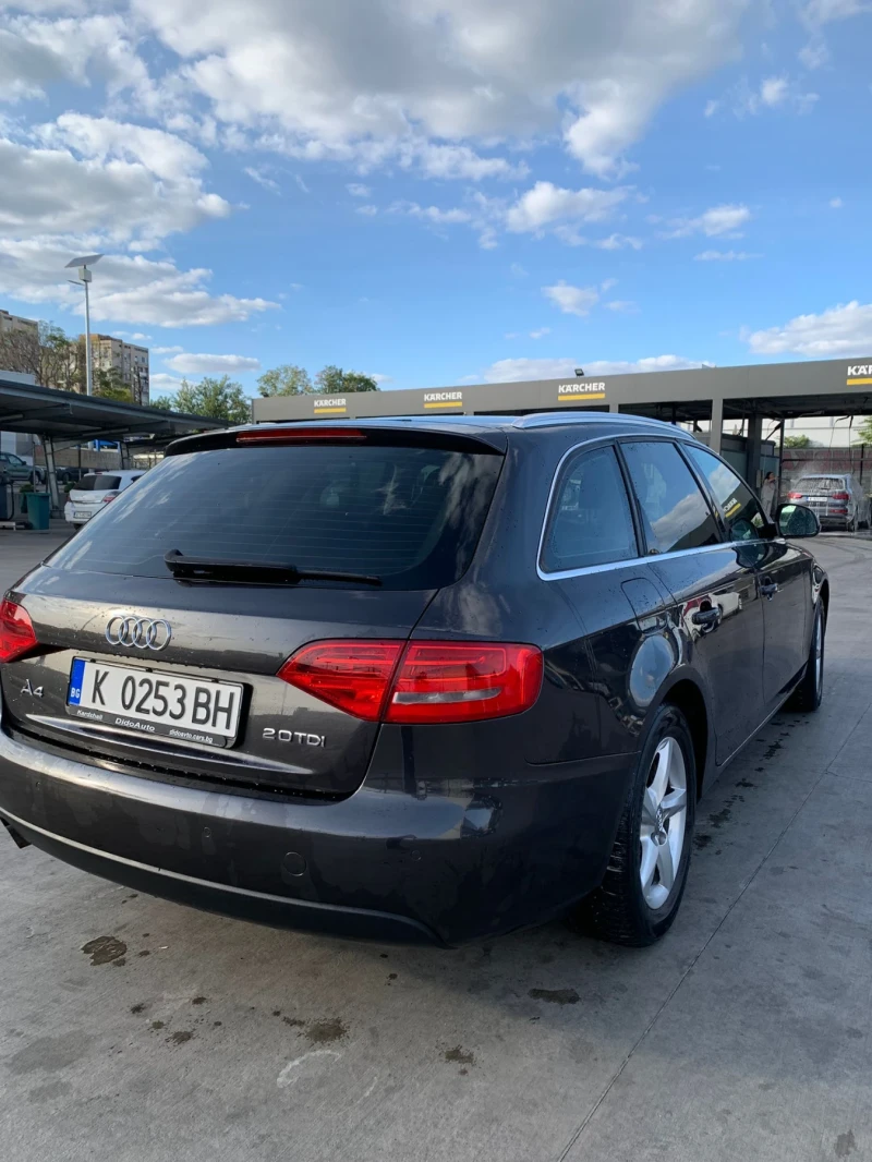 Audi A4, снимка 3 - Автомобили и джипове - 52504619
