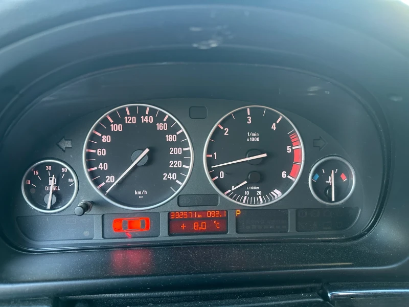 BMW 530, снимка 12 - Автомобили и джипове - 52817143