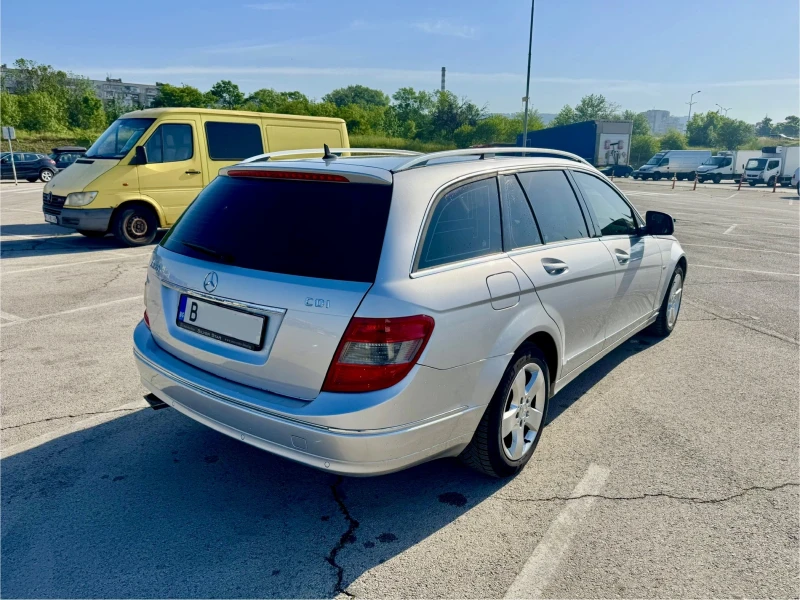 Mercedes-Benz C 220, снимка 5 - Автомобили и джипове - 52951086