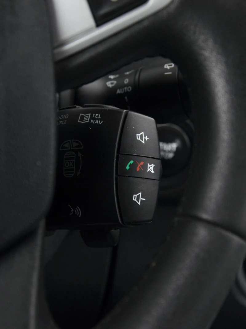 Renault Scenic 1.5 DCI AUTOMAT, снимка 12 - Автомобили и джипове - 53315477