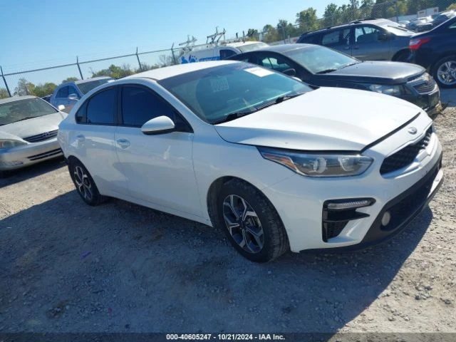 Kia Forte 2.0i LXS, снимка 1 - Автомобили и джипове - 47758360