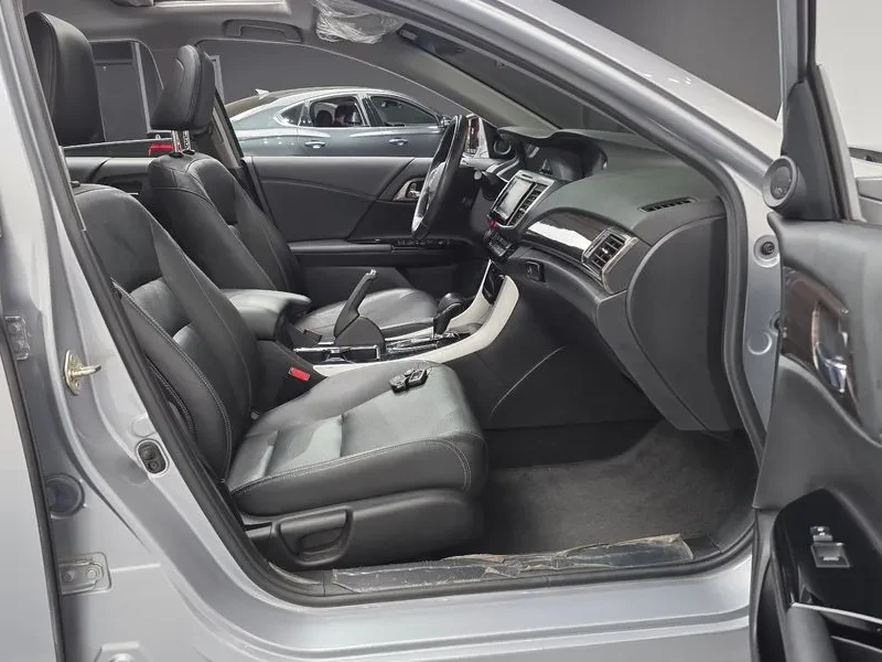Honda Accord 2.4 9TH GENERATION | Mobile.bg � ����������� 10