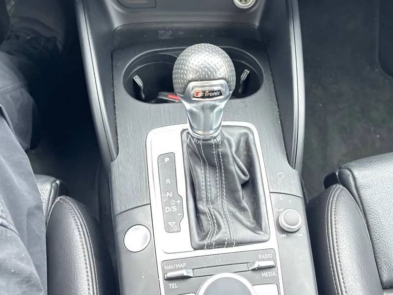 Audi A3 * Progressiv * S-Line * CARFAX * ����� �� �������� | Mobile.bg � ����������� 12