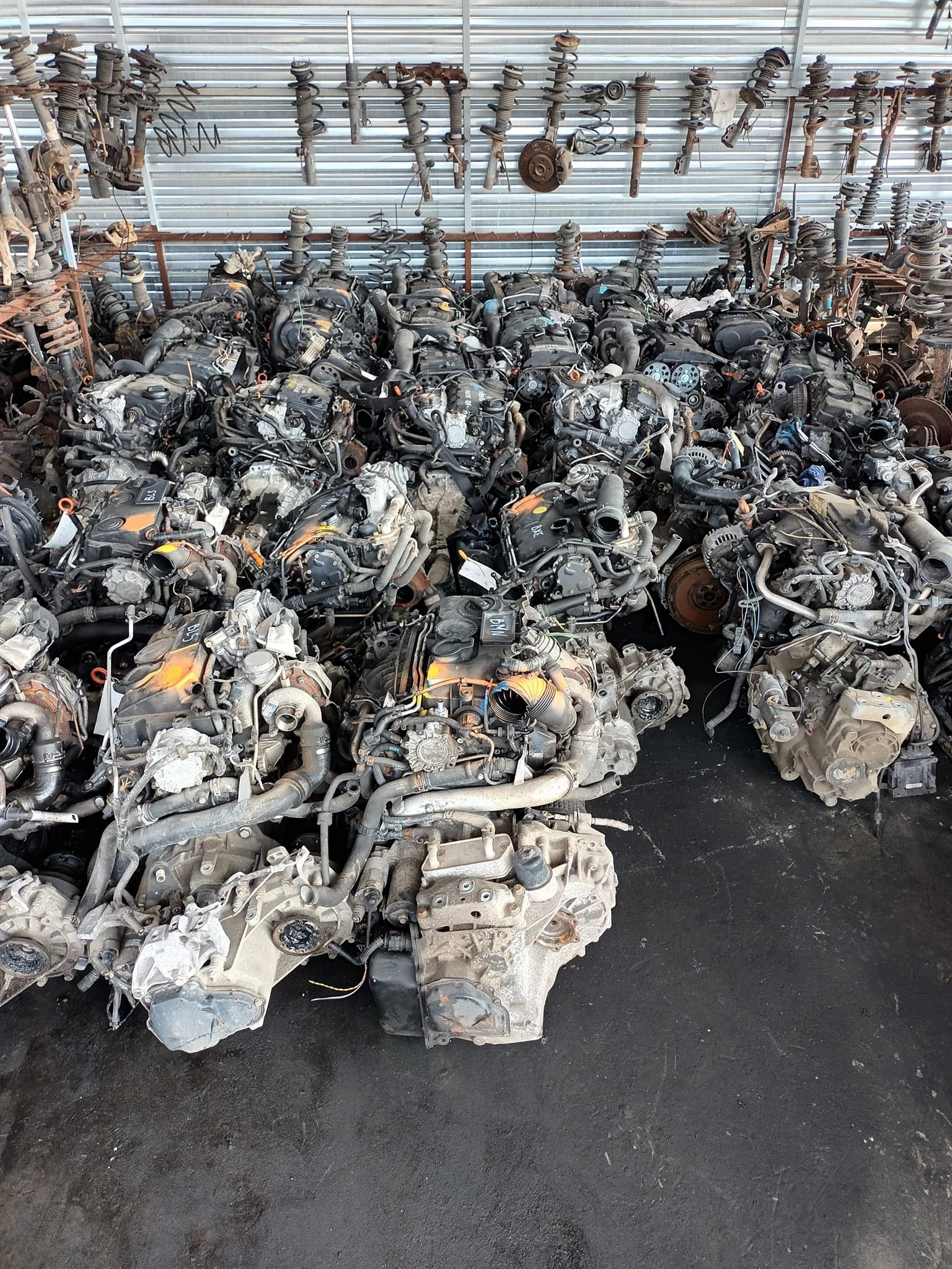 VW Passat 2.0TDI BKP ЧАСТИ, снимка 1